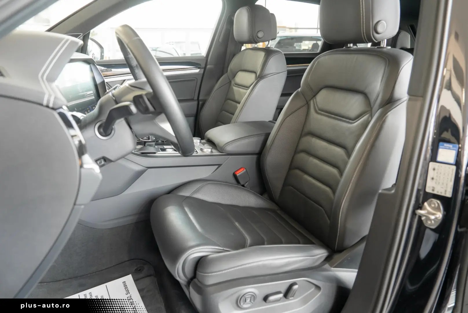 Volkswagen Touareg 3.0TDI V6 4Motion  R-Line