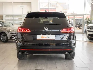 Volkswagen Touareg 3.0TDI V6 4Motion  R-Line