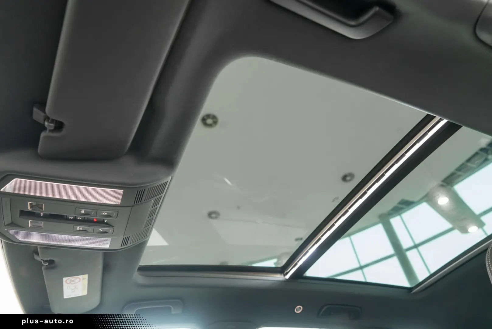 Volkswagen Touareg 3.0TDI V6 4Motion  R-Line