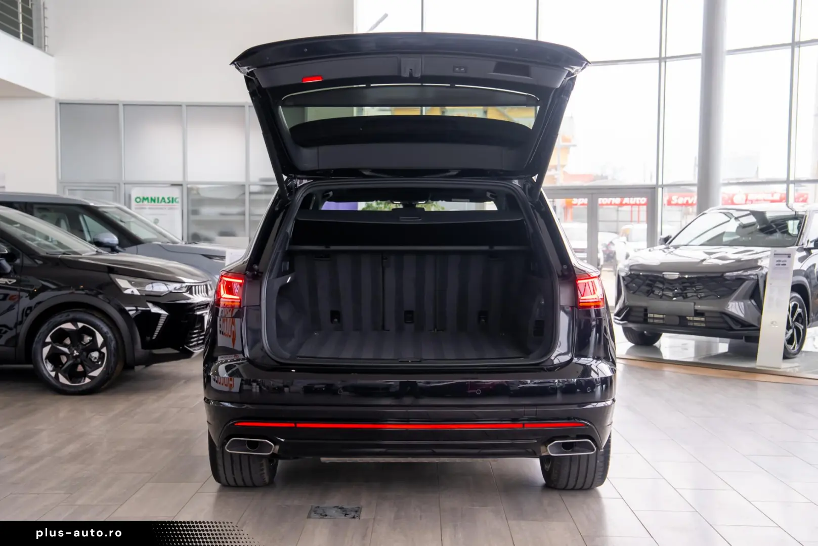 Volkswagen Touareg 3.0TDI V6 4Motion  R-Line