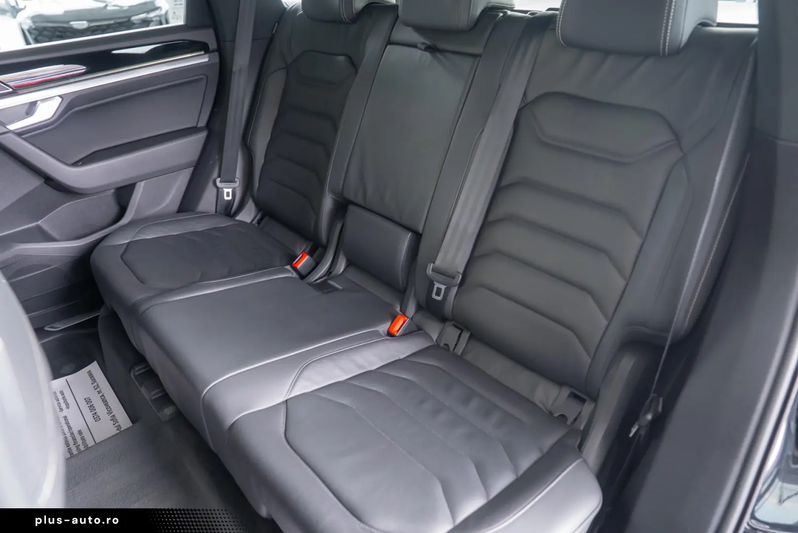 Volkswagen Touareg 3.0TDI V6 4Motion  R-Line