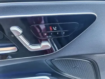 CLE 200 Coupé AMG DISTR PANO KAM MEMORY KEYL SHZ