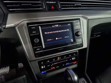 VOLKSWAGEN PASSAT TRENDLINE DSG 150 CP 2021