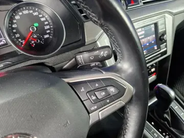 VOLKSWAGEN PASSAT TRENDLINE DSG 150 CP 2021