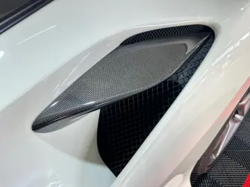 F8 Carbon Paket JBL Lift