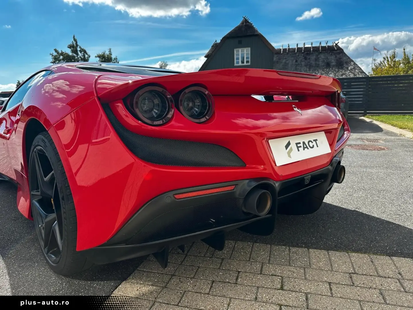 F8 Tributo Coupé DCT