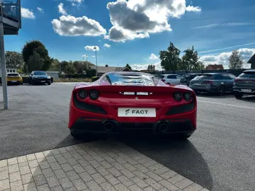 F8 Tributo Coupé DCT