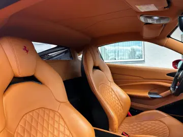 F8 Tributo Coupé DCT