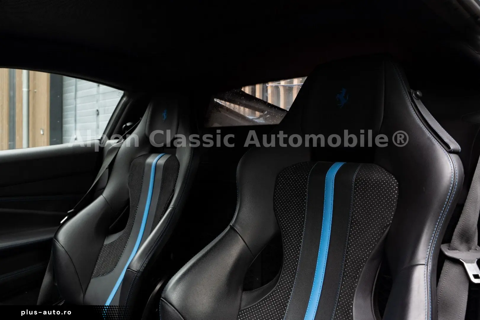F8 Tributo Coupé Lift  Racing Seats  Kamera
