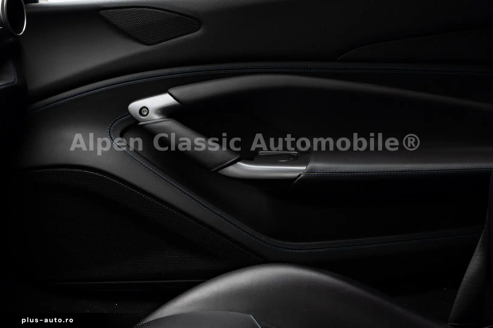 F8 Tributo Coupé Lift  Racing Seats  Kamera