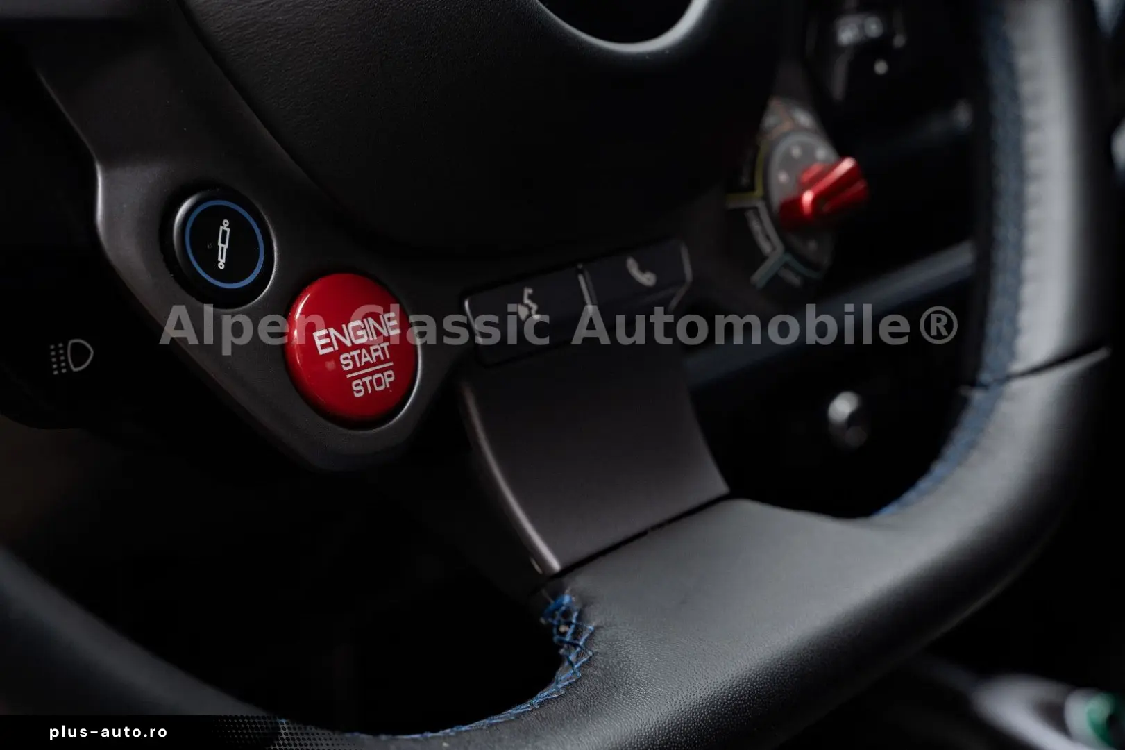 F8 Tributo Coupé Lift  Racing Seats  Kamera