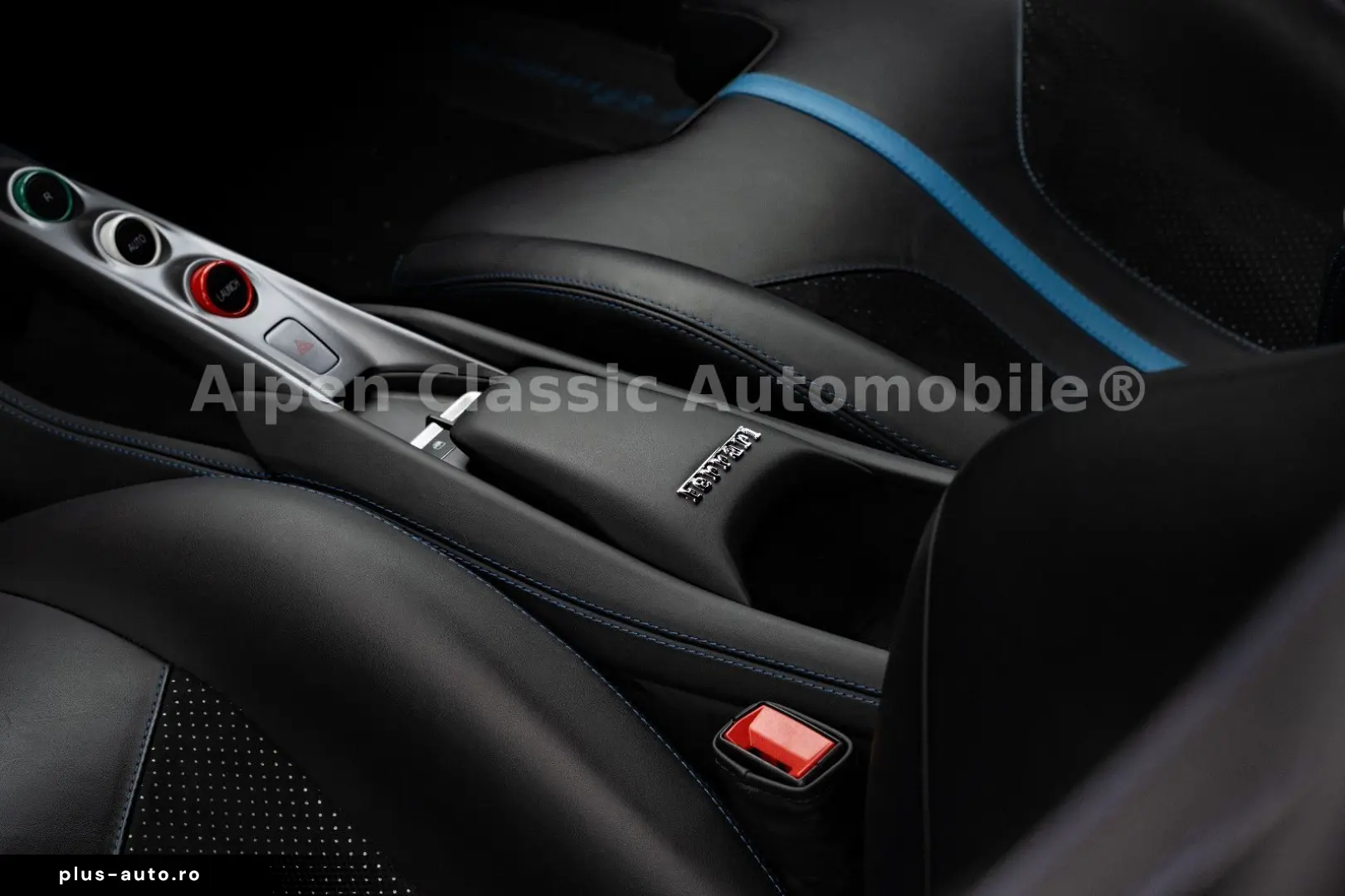 F8 Tributo Coupé Lift  Racing Seats  Kamera
