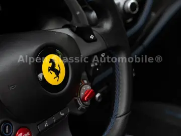 F8 Tributo Coupé Lift  Racing Seats  Kamera