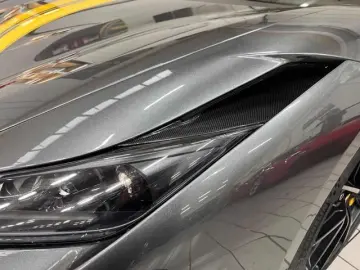 FERRARI F8 CARBON LIFT CARPLAY SURROUND