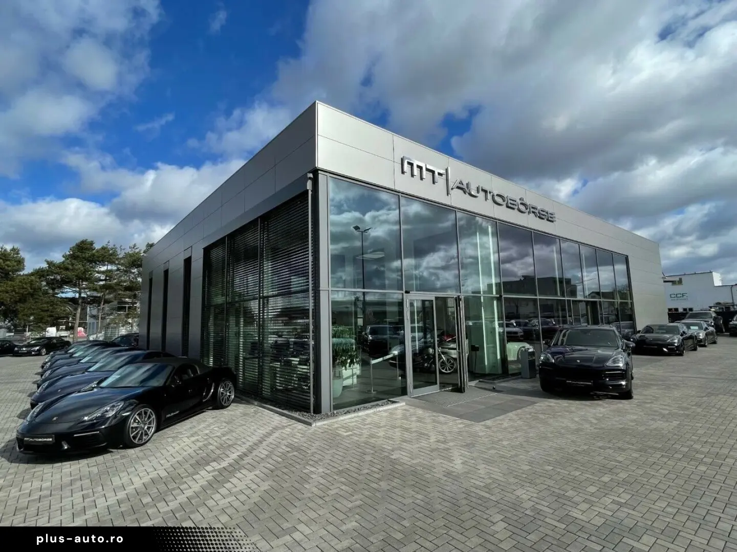 F8 TRIBUTO COUPE GIALLO! 100% RARE IN EUROPE