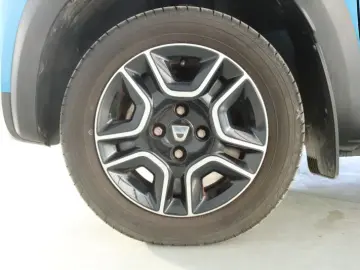 DACIA SPRING BEV 27kWh Expression Plus Auto