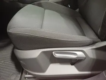 Škoda Karoq Selection 1.5 TSI DSG