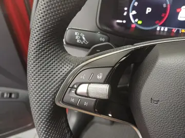 Škoda Karoq Selection 1.5 TSI DSG