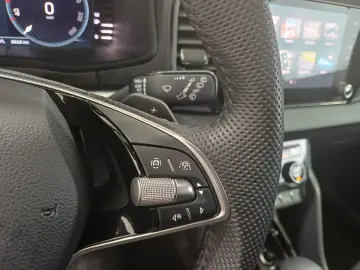 Škoda Karoq Selection 1.5 TSI DSG