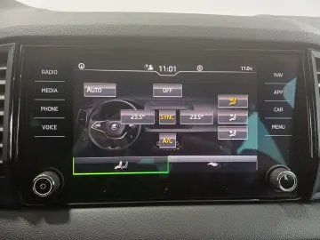 Škoda Karoq Selection 1.5 TSI DSG