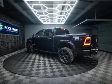 RAM 5.7 V8 HEMI 4x4 LARAMIE Offroad Night LED
