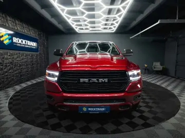 RAM 5.7 V8 HEMI 4x4 OFFROAD Night LARAMIE 19%