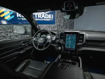 RAM 5.7 V8 HEMI 4x4 OFFROAD Night LARAMIE 19%