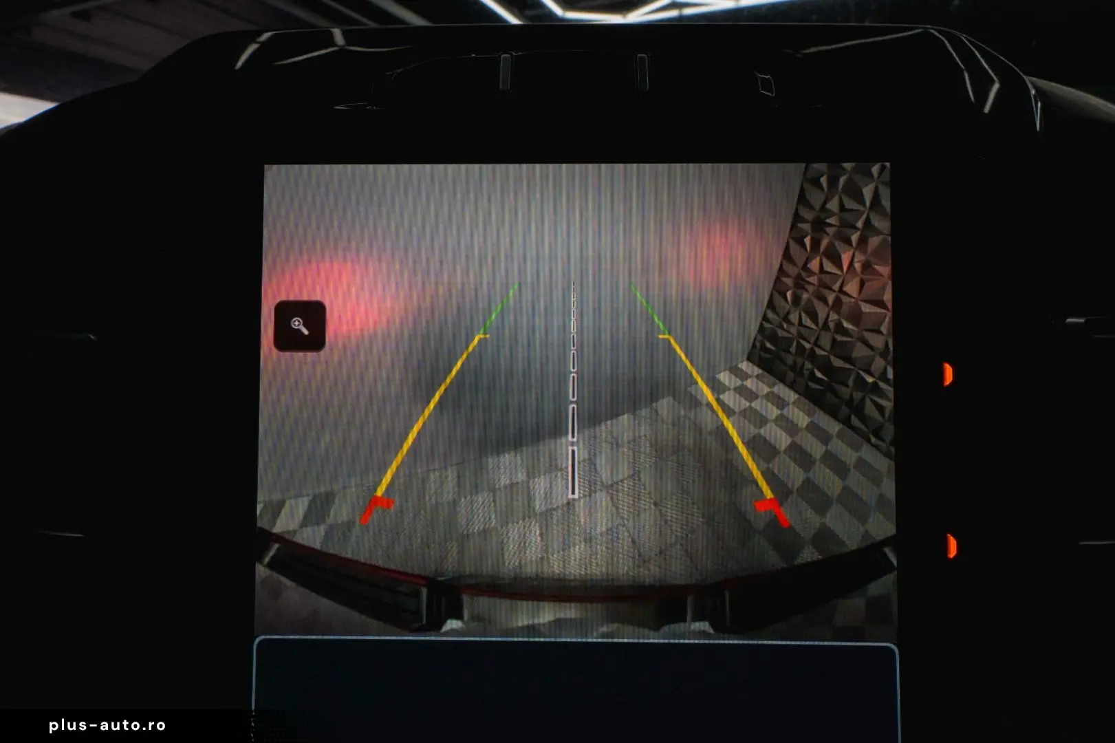 RAM 5.7 V8 HEMI 4x4 OFFROAD Night LARAMIE 19%