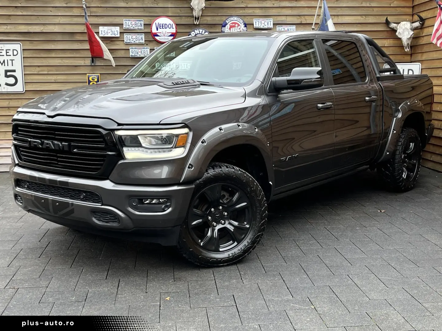 RAM 1500 Laramie 5.7L AHK Memory 4x4 Alpine
