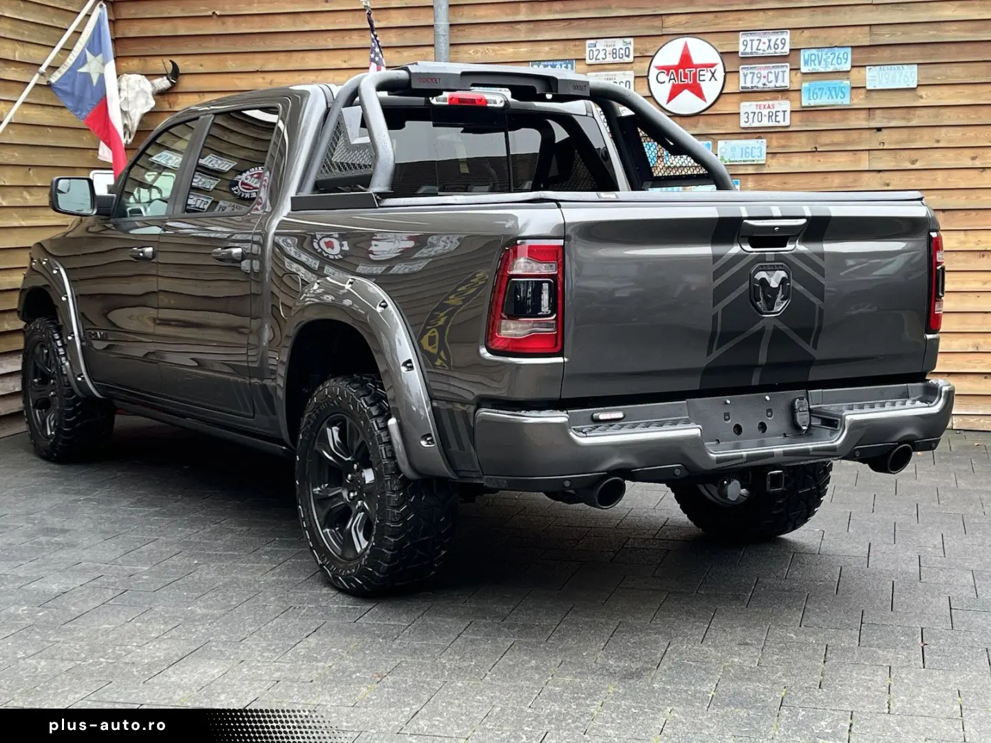 RAM 1500 Laramie 5.7L AHK Memory 4x4 Alpine