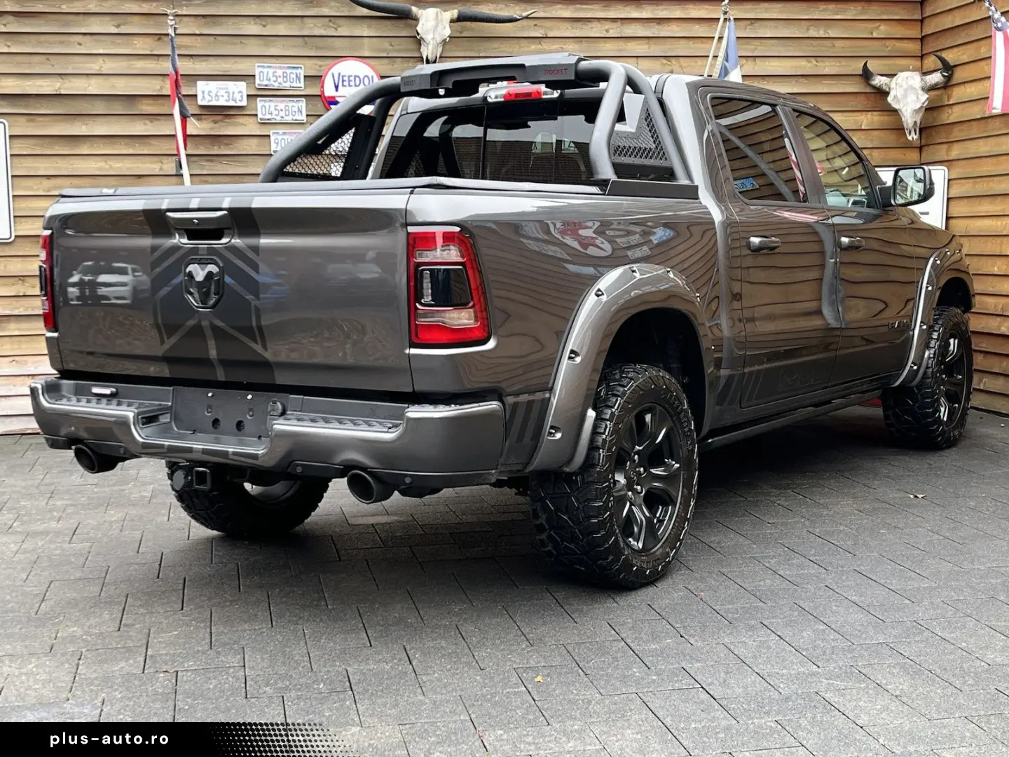 RAM 1500 Laramie 5.7L AHK Memory 4x4 Alpine