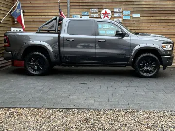 RAM 1500 Laramie 5.7L AHK Memory 4x4 Alpine