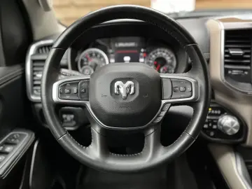 RAM 1500 Laramie 5.7L AHK Memory 4x4 Alpine