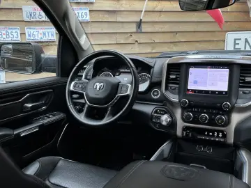 RAM 1500 Laramie 5.7L AHK Memory 4x4 Alpine