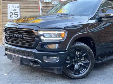 RAM 1500 LARAMIE 5 7 RAMBOX h&k 4x4 AHK LPG PANO