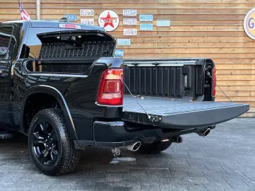 RAM 1500 LARAMIE 5 7 RAMBOX h&k 4x4 AHK LPG PANO