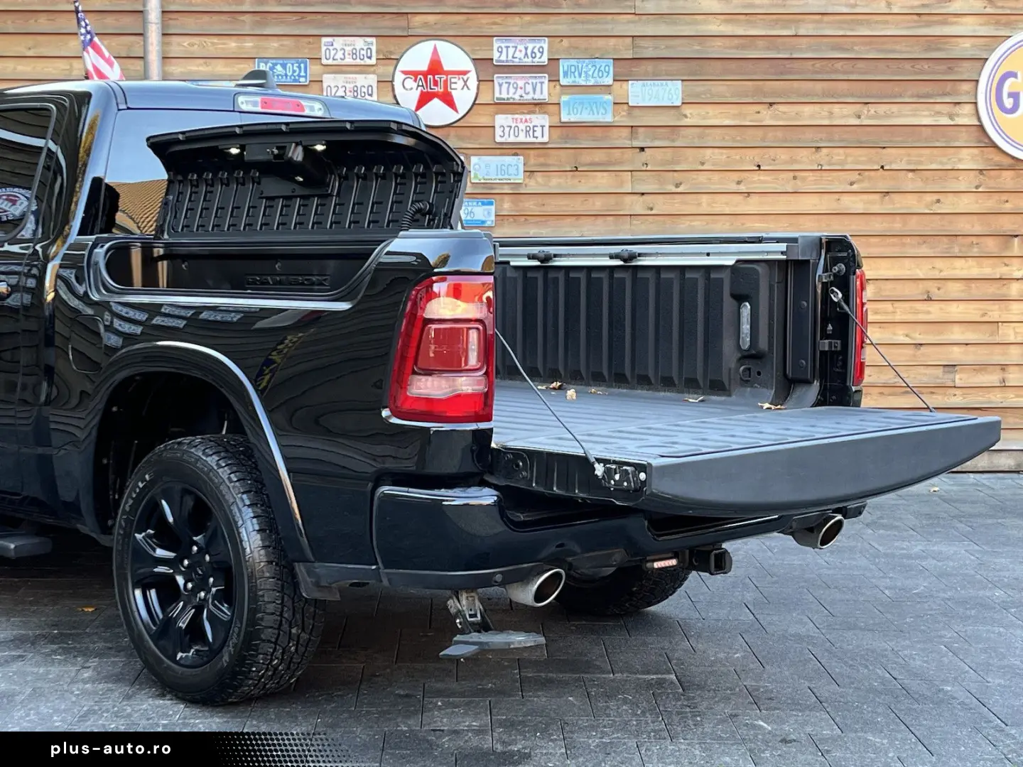 RAM 1500 LARAMIE 5 7 RAMBOX h&k 4x4 AHK LPG PANO