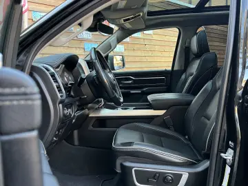 RAM 1500 LARAMIE 5 7 RAMBOX h&k 4x4 AHK LPG PANO