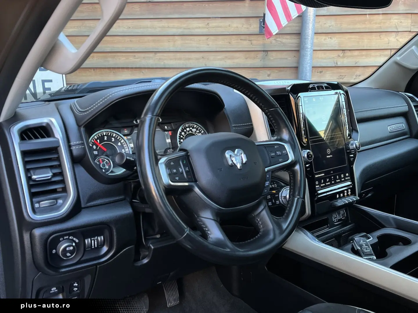 RAM 1500 LARAMIE 5 7 RAMBOX h&k 4x4 AHK LPG PANO