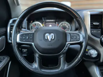 RAM 1500 LARAMIE 5 7 RAMBOX h&k 4x4 AHK LPG PANO