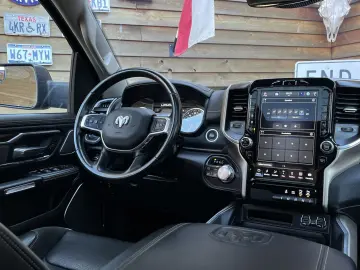 RAM 1500 LARAMIE 5 7 RAMBOX h&k 4x4 AHK LPG PANO