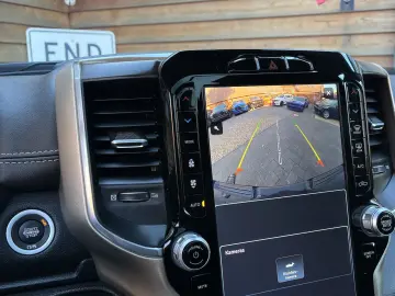 RAM 1500 LARAMIE 5 7 RAMBOX h&k 4x4 AHK LPG PANO