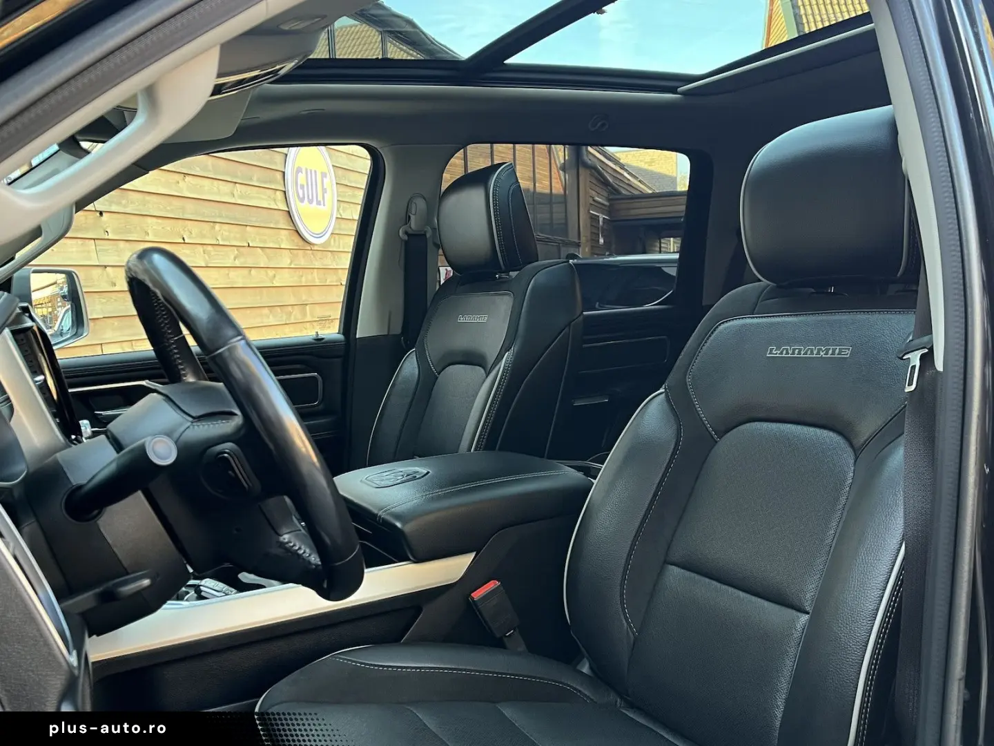 RAM 1500 LARAMIE 5 7 RAMBOX h&k 4x4 AHK LPG PANO