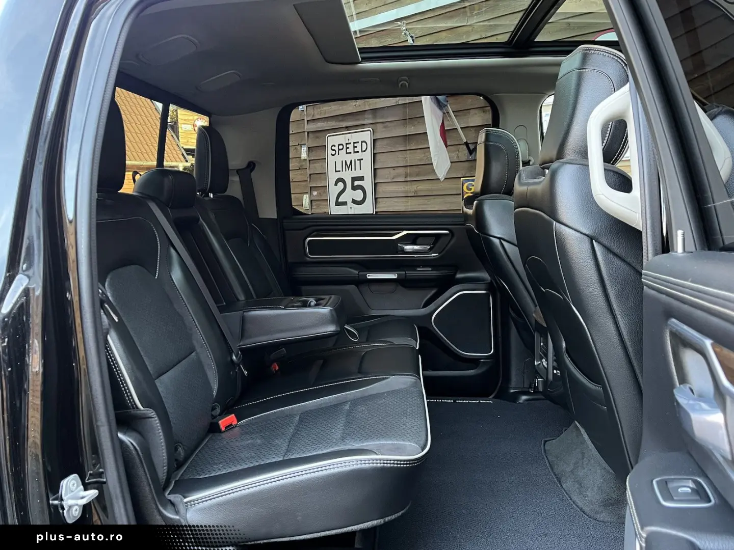 RAM 1500 LARAMIE 5 7 RAMBOX h&k 4x4 AHK LPG PANO