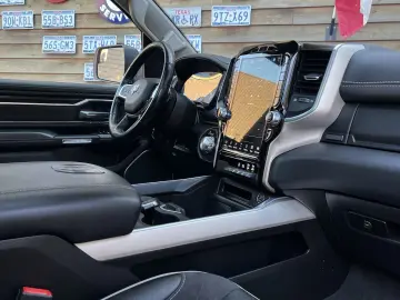 RAM 1500 LARAMIE 5 7 RAMBOX h&k 4x4 AHK LPG PANO