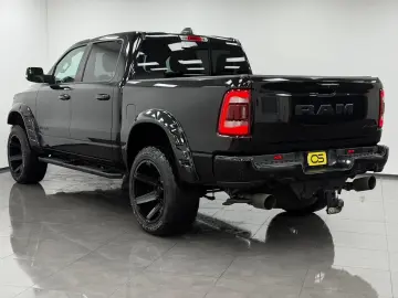 RAM 5.7 V8 HEMI SPORT Unfallfrei MwSt Garantie