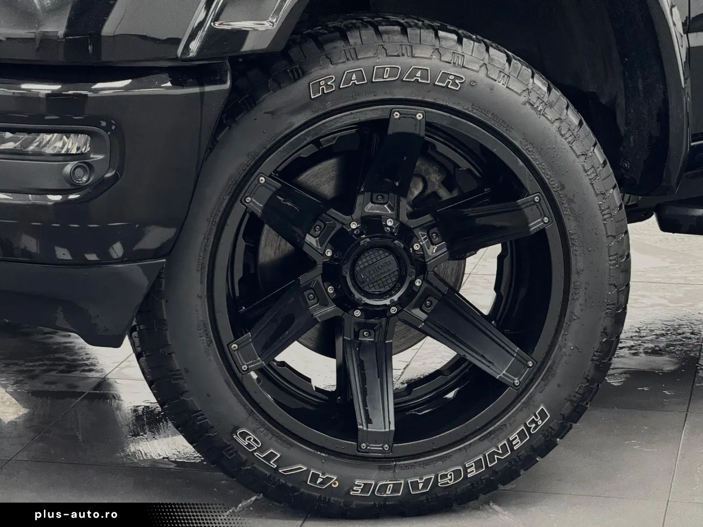 RAM 5.7 V8 HEMI SPORT Unfallfrei MwSt Garantie