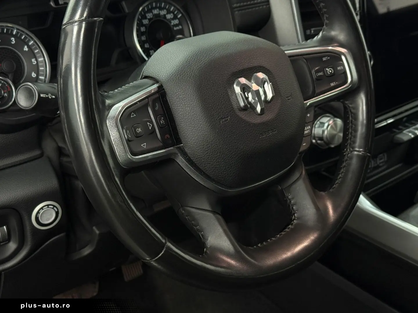 RAM 5.7 V8 HEMI SPORT Unfallfrei MwSt Garantie