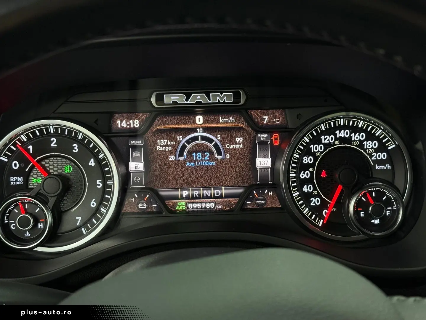 RAM 5.7 V8 HEMI SPORT Unfallfrei MwSt Garantie