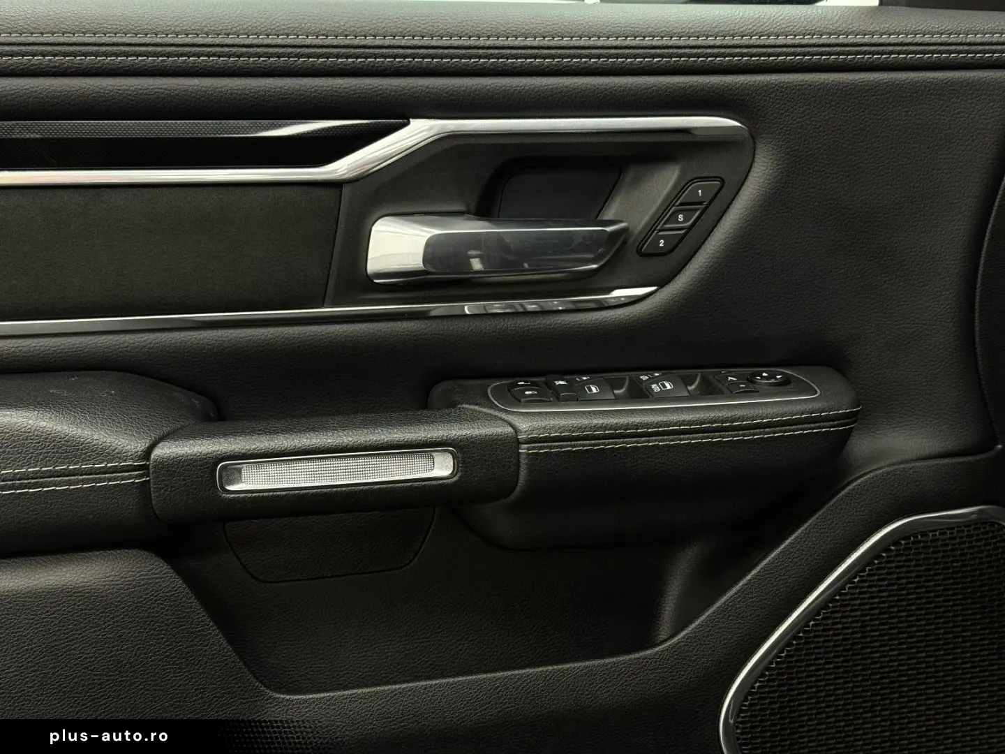 RAM 5.7 V8 HEMI SPORT Unfallfrei MwSt Garantie